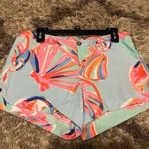 Lilly Callahan short